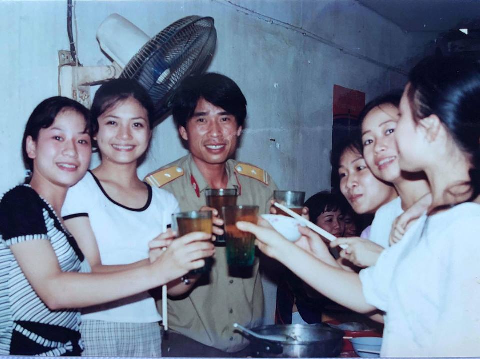 Nhung Phía trước là bầu trời bất ngờ khoe ảnh xinh đẹp thời thiếu nữ